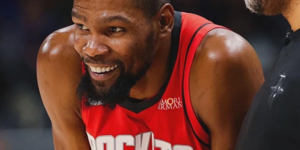 开云体育官网-连续三场爆发！NBA历史第五人！37岁杜兰特比肩乔丹