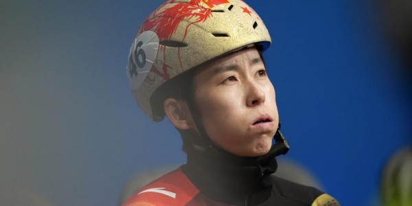 开云体育官网-深一度｜一路披荆斩棘不放弃，老将范可新诠释热爱与坚持